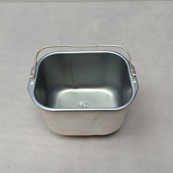 Sunbeam Oster Bread Maker Pan Only 5858 5834 5833 5846 5890 5838 - Picture 1 of 4